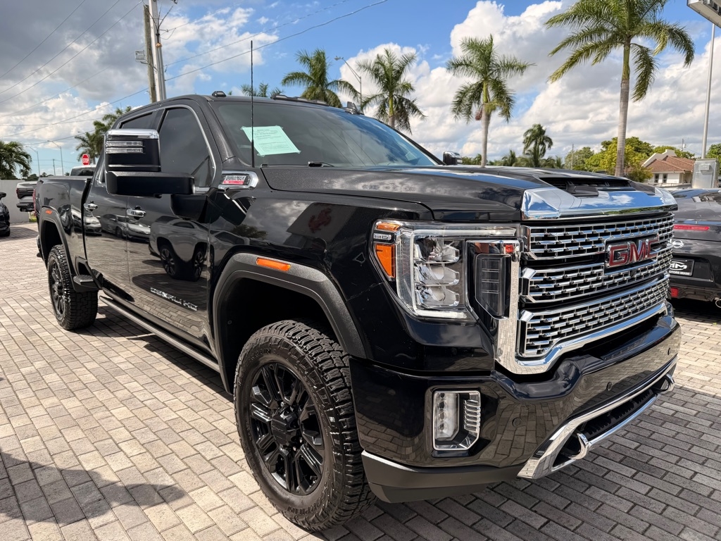 GMC Sierra 3500HD 4WD Crew Cab 159" Denali 2022 GMC Sierra 3500HD 4WD Crew Cab 159" Denali 2022