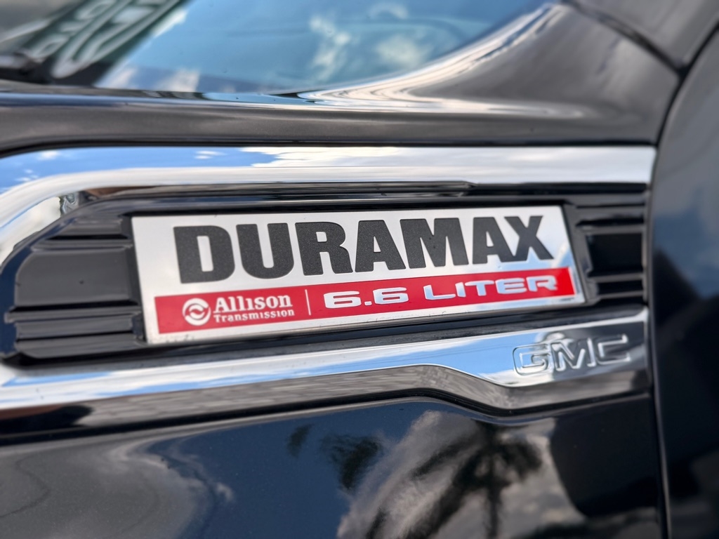 GMC Sierra 3500HD 4WD Crew Cab 159" Denali 2022 GMC Sierra 3500HD 4WD Crew Cab 159" Denali 2022