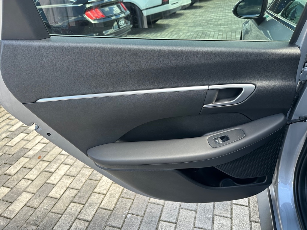 Hyundai Sonata SE 2.5L 2023 Hyundai Sonata SE 2.5L 2023