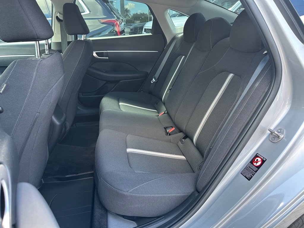 Hyundai Sonata SE 2.5L 2023 Hyundai Sonata SE 2.5L 2023