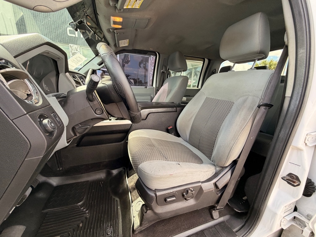 Ford Super Duty F-250 SRW 2WD Crew Cab 156" King Ranch 2011 Ford Super Duty F-250 SRW 2WD Crew Cab 156" King Ranch 2011