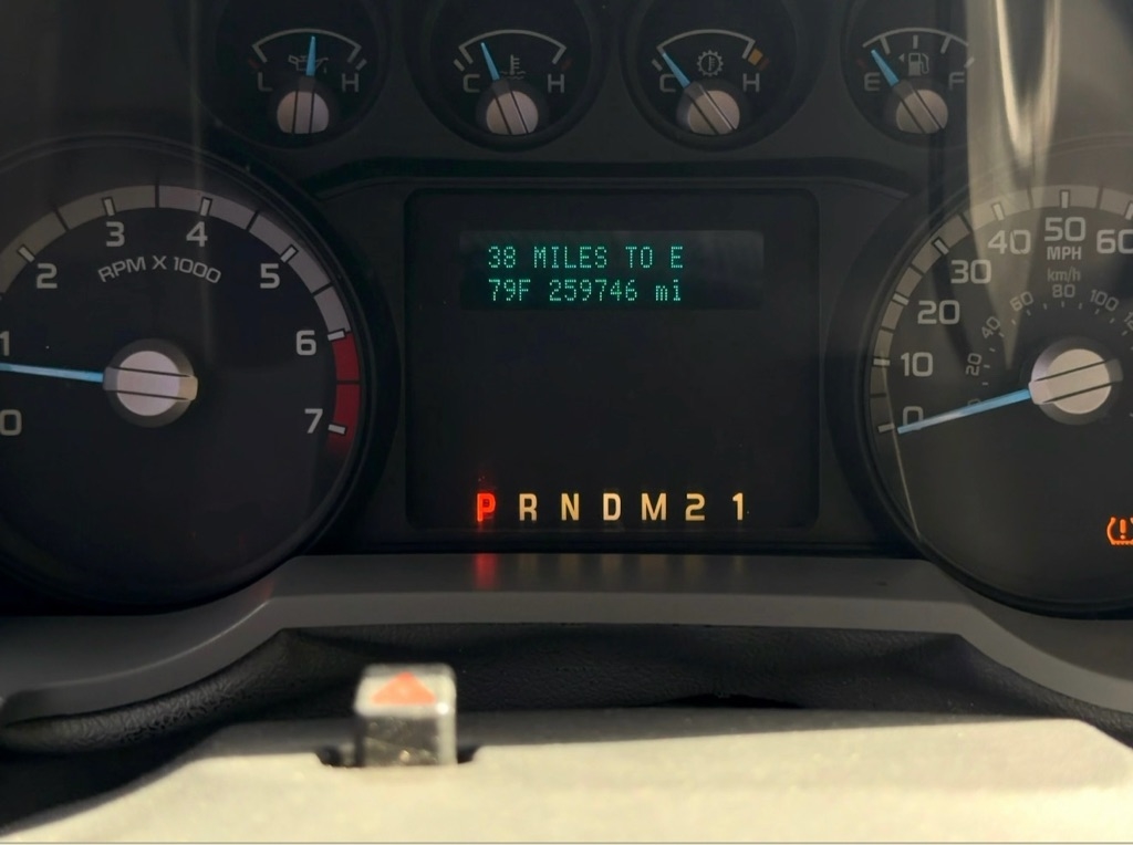 Ford Super Duty F-250 SRW 2WD Crew Cab 156" King Ranch 2011 Ford Super Duty F-250 SRW 2WD Crew Cab 156" King Ranch 2011