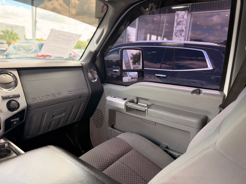 Ford Super Duty F-250 SRW 2WD Crew Cab 156" King Ranch 2011 Ford Super Duty F-250 SRW 2WD Crew Cab 156" King Ranch 2011