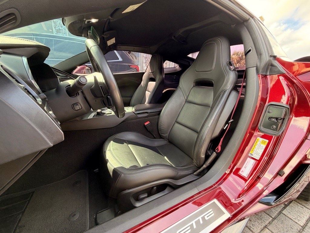 Chevrolet Corvette 2dr Grand Sport Cpe w/1LT 2017 Chevrolet Corvette 2dr Grand Sport Cpe w/1LT 2017