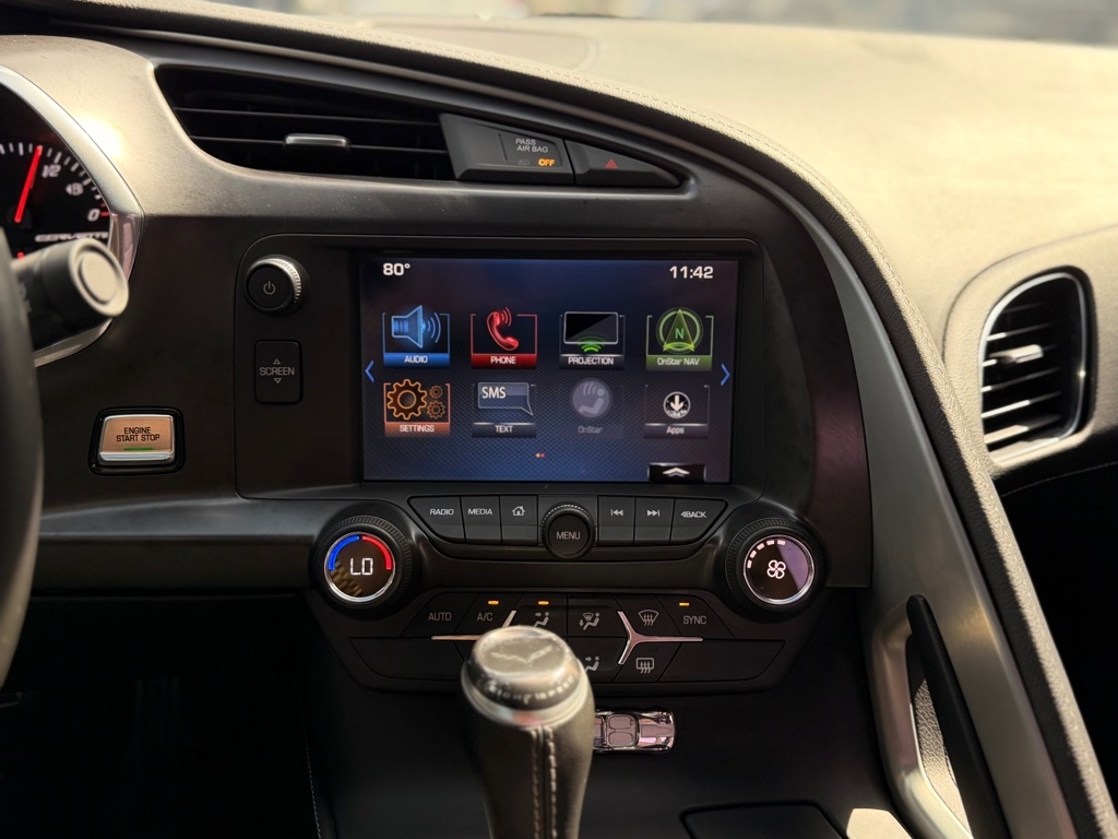 Chevrolet Corvette 2dr Grand Sport Cpe w/1LT 2017 Chevrolet Corvette 2dr Grand Sport Cpe w/1LT 2017