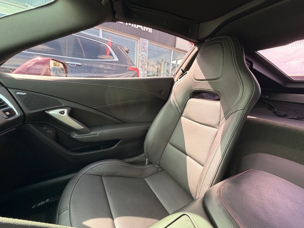 Chevrolet Corvette 2dr Grand Sport Cpe w/1LT 2017 Chevrolet Corvette 2dr Grand Sport Cpe w/1LT 2017