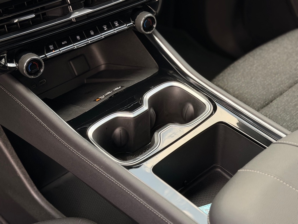 Chevrolet Traverse AWD 4dr LT w/2LT 2025 Chevrolet Traverse AWD 4dr LT w/2LT 2025