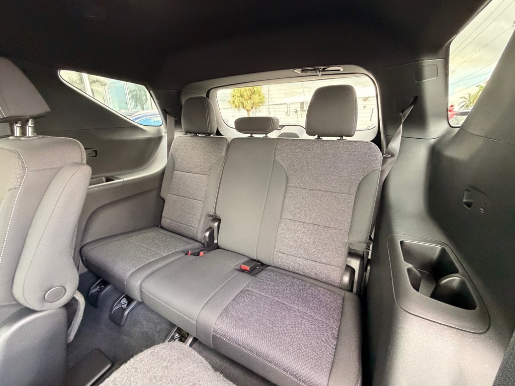 Chevrolet Traverse AWD 4dr LT w/2LT 2025 Chevrolet Traverse AWD 4dr LT w/2LT 2025