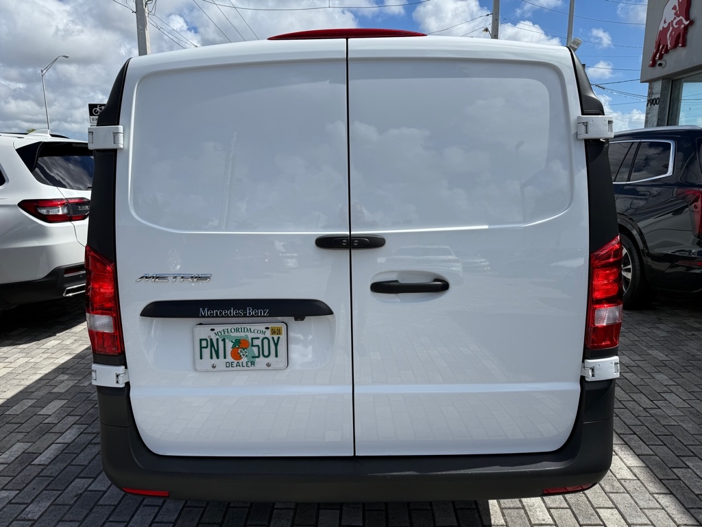 Mercedes-Benz Metris Cargo Van Standard Roof 135" Wheelbase 2023 Mercedes-Benz Metris Cargo Van Standard Roof 135" Wheelbase 2023