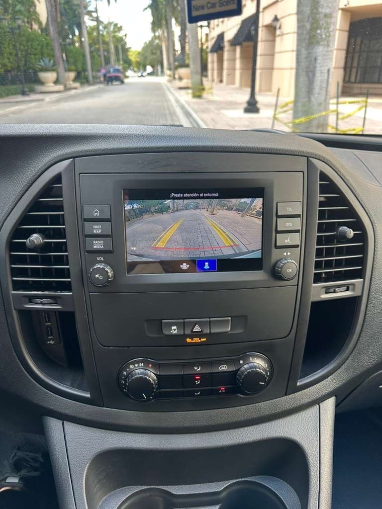 Mercedes-Benz Metris Cargo Van Standard Roof 135" Wheelbase 2023 Mercedes-Benz Metris Cargo Van Standard Roof 135" Wheelbase 2023