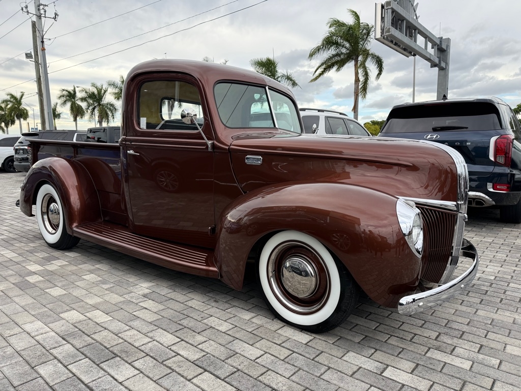 1941 Ford 2 Door 