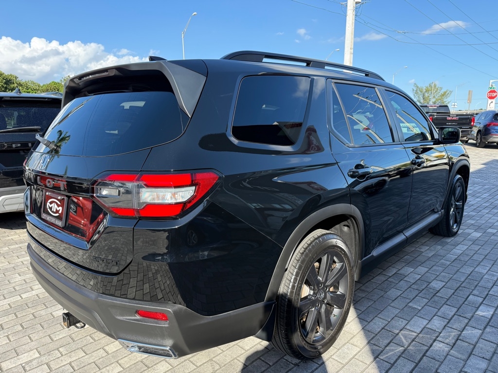 2024 Honda Pilot Sport photo 3