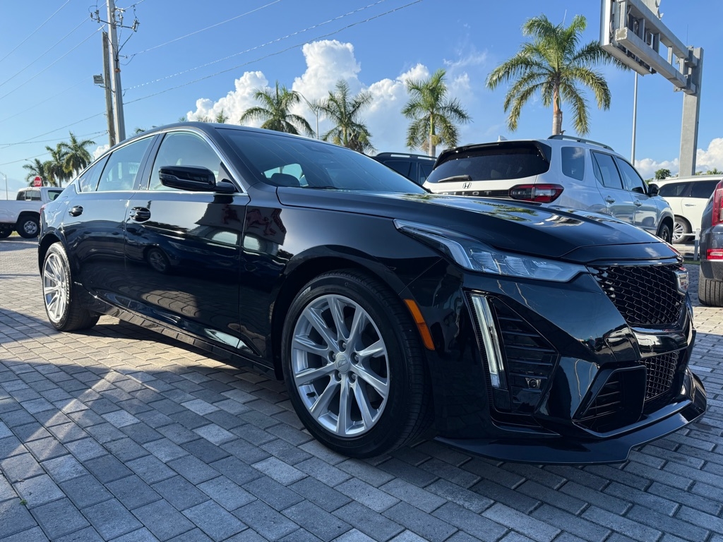 2024 Cadillac CT5 4dr Sdn Luxury