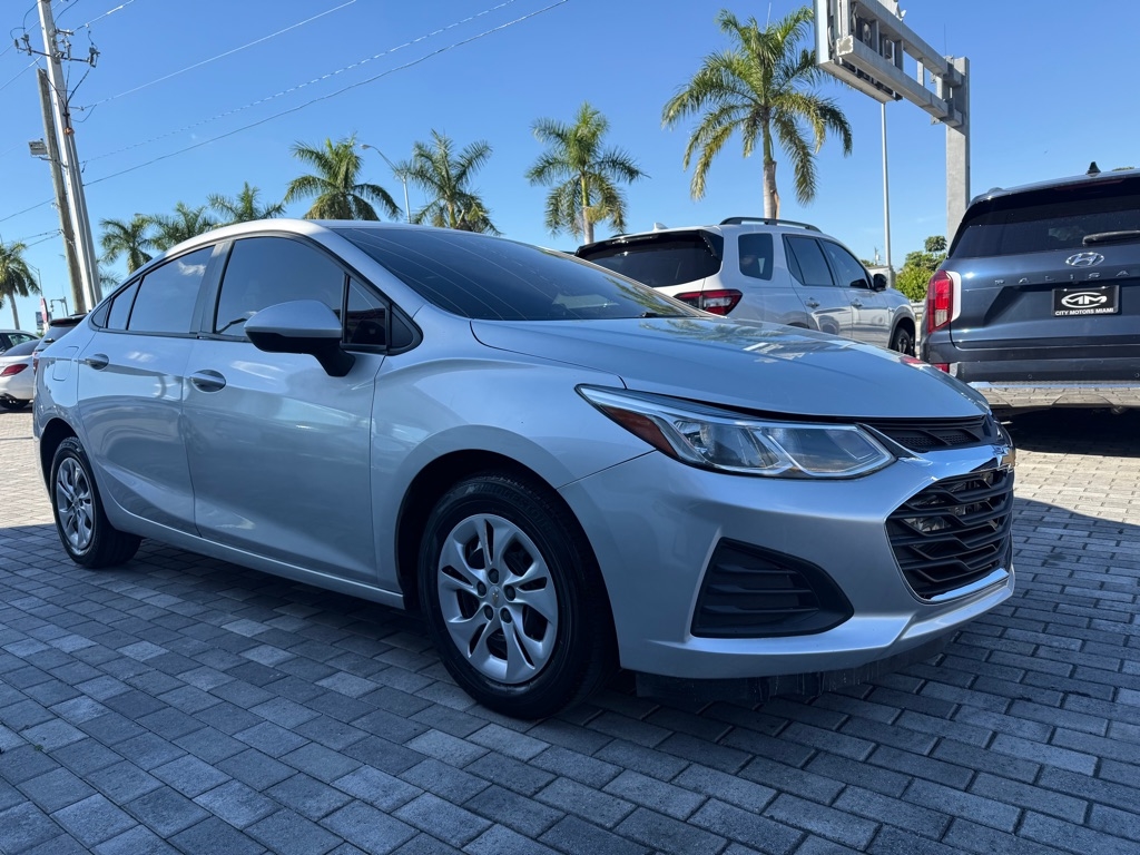2019 Chevrolet Cruze 4dr Sdn LS
