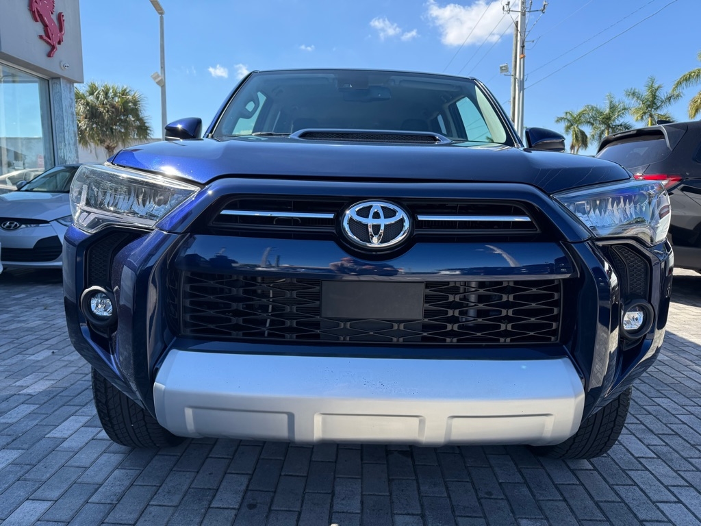 2023 Toyota 4Runner TRD 4WD photo 2