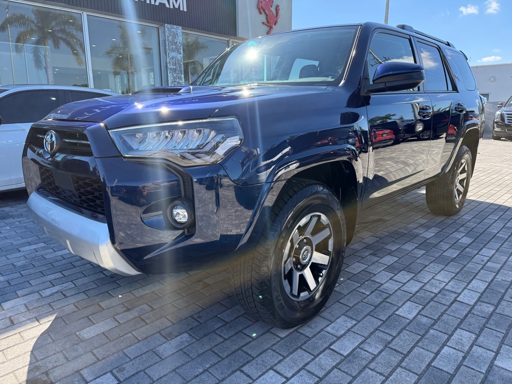 2023 Toyota 4Runner TRD 4WD photo 3