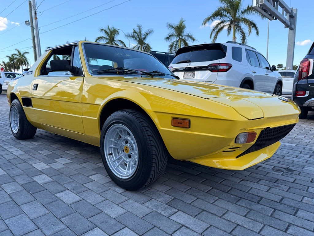 1985 Bertone X1/9 