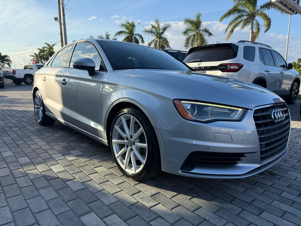 2016 Audi A3 4dr Sdn FWD 1.8T Premium