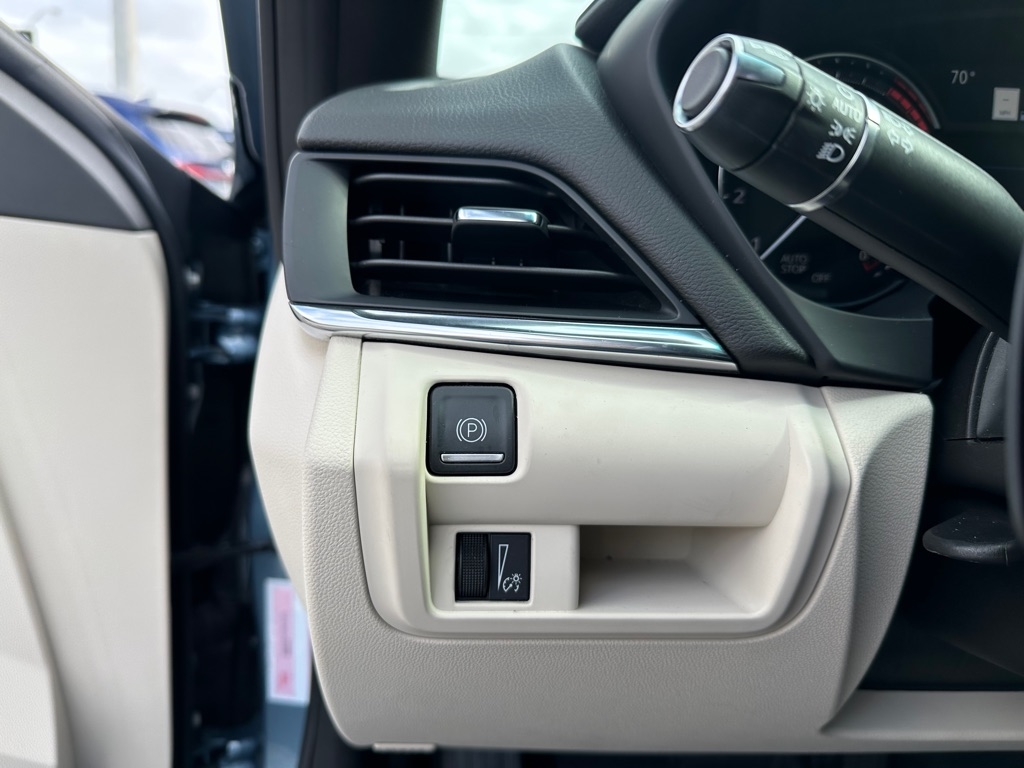 Cadillac CT4 4dr Sdn Premium Luxury 2024