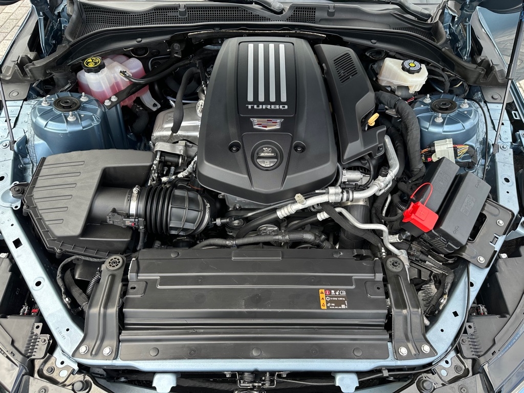 Cadillac CT4 4dr Sdn Premium Luxury 2024