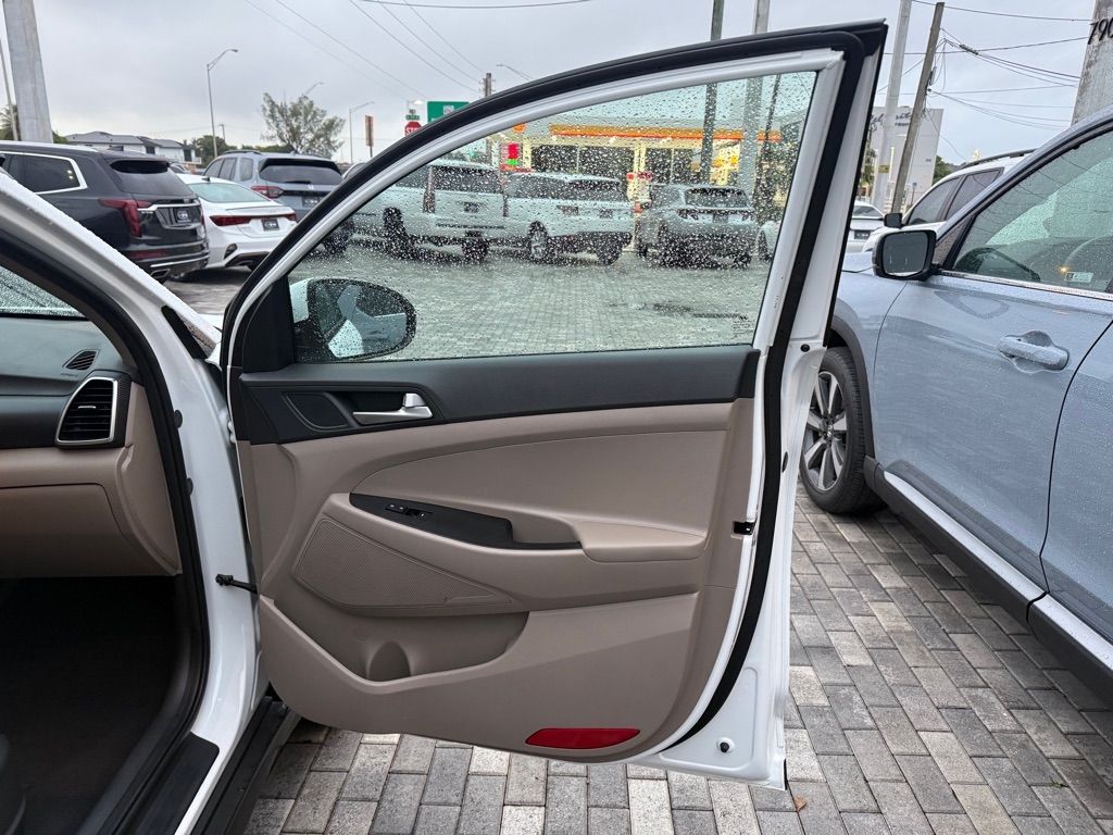 Hyundai Tucson SE AWD 2021