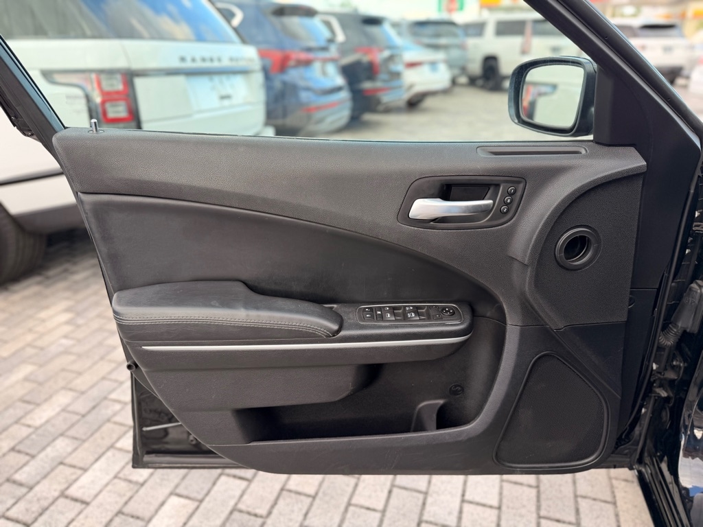 Dodge Charger SXT RWD 2020