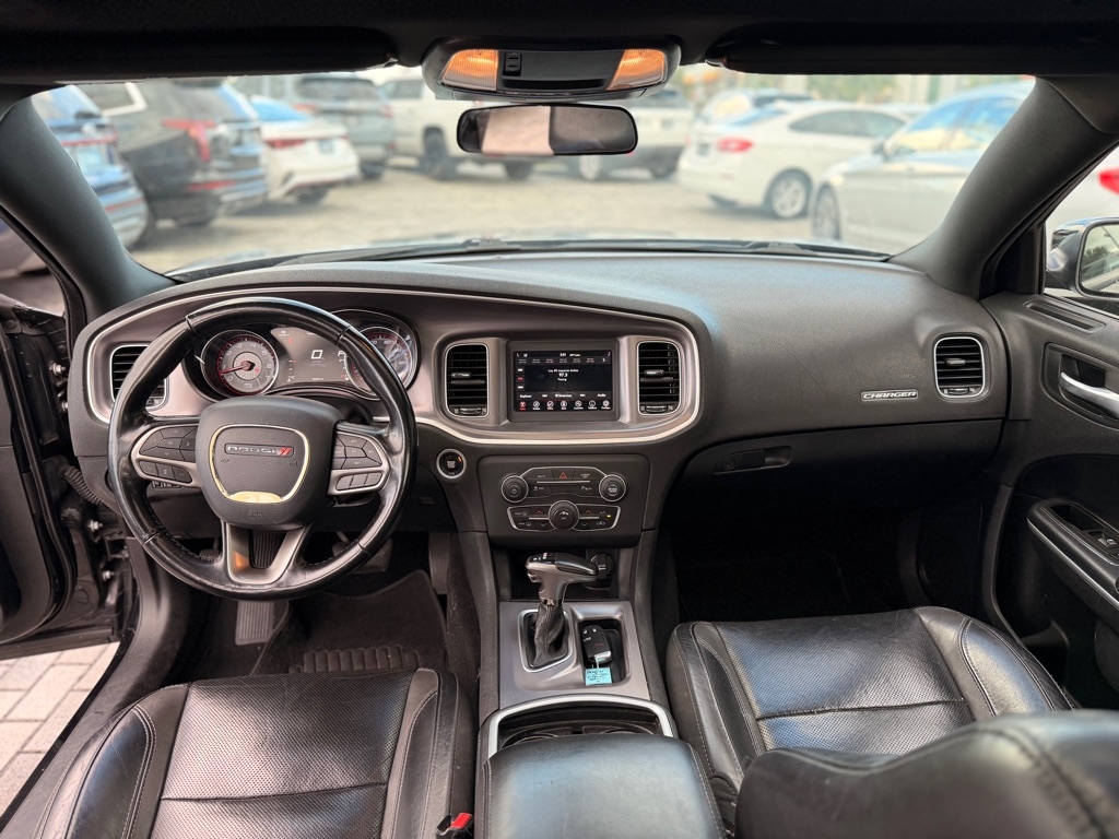 Dodge Charger SXT RWD 2020