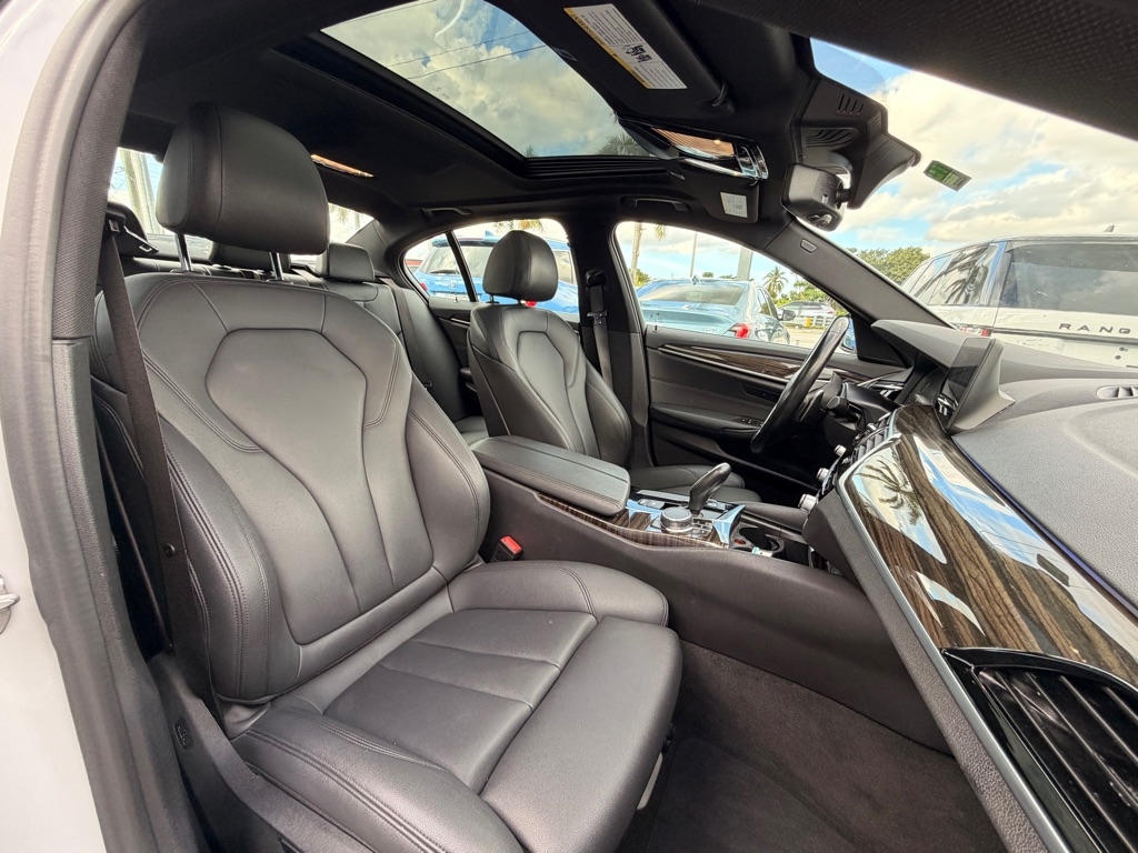 BMW 5 Series 530i Sedan 2020