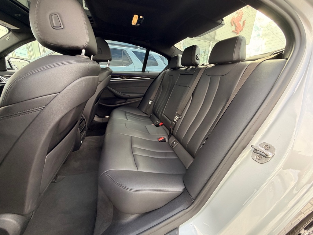 BMW 5 Series 530i Sedan 2020