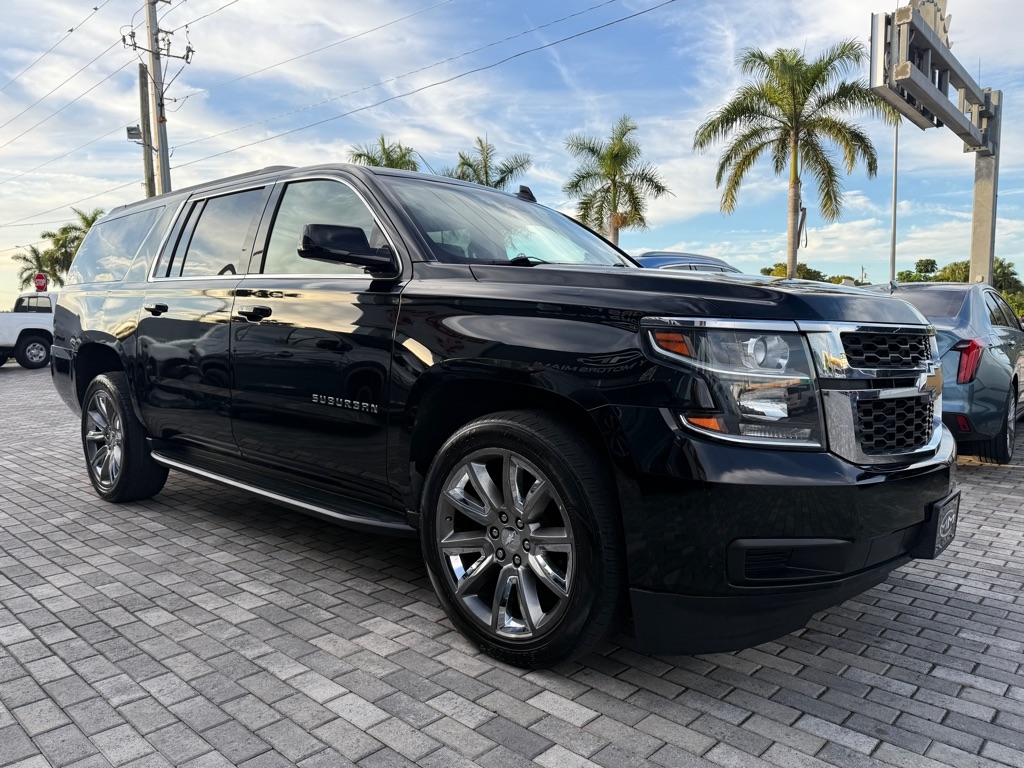 2020 Chevrolet Suburban 4WD 4dr LT