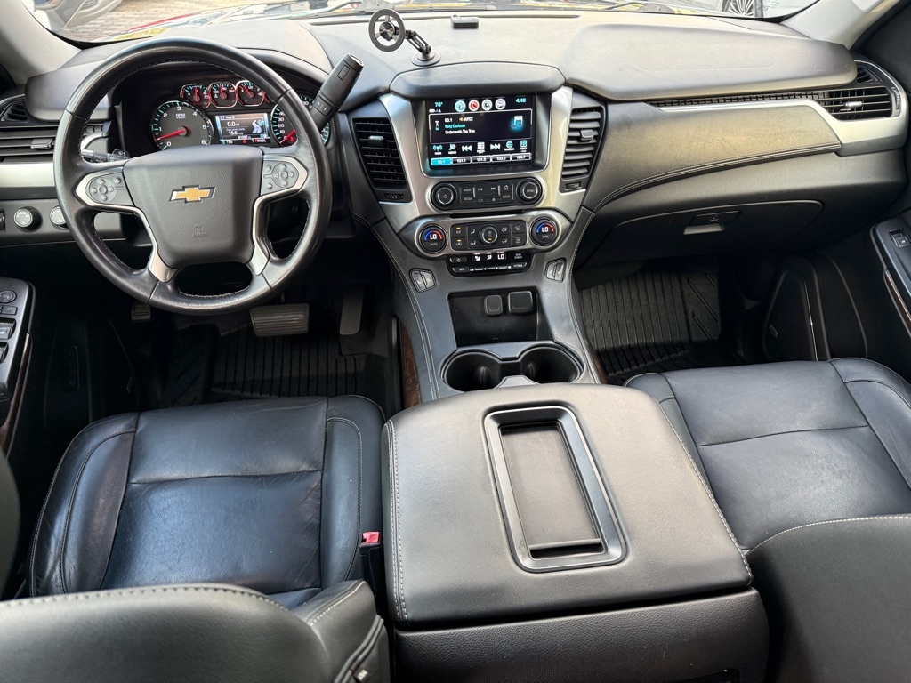 Chevrolet Suburban 4WD 4dr LT 2020