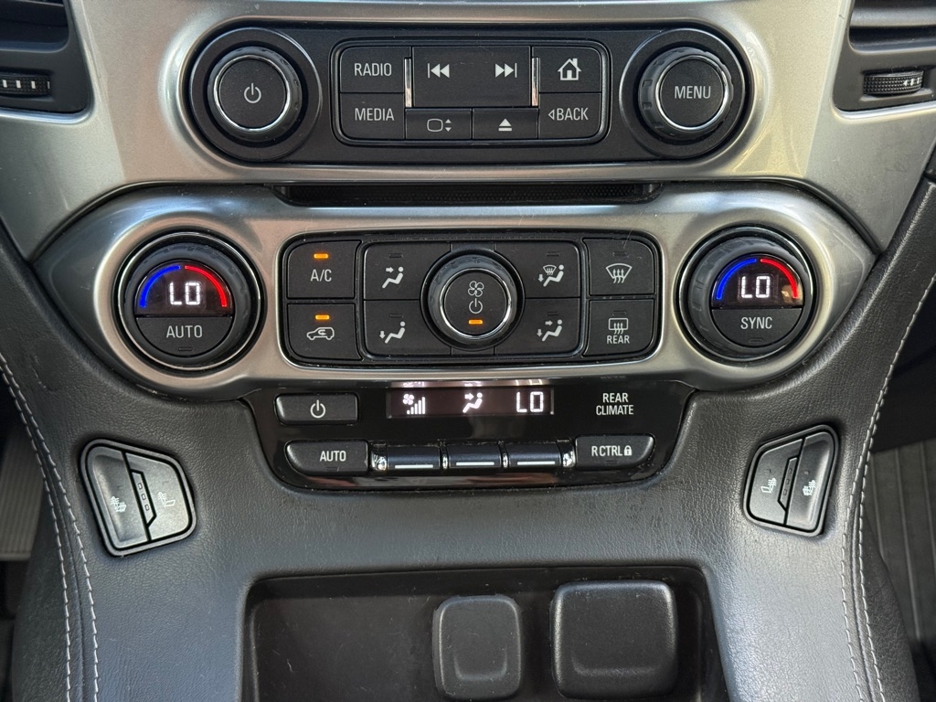 Chevrolet Suburban 4WD 4dr LT 2020