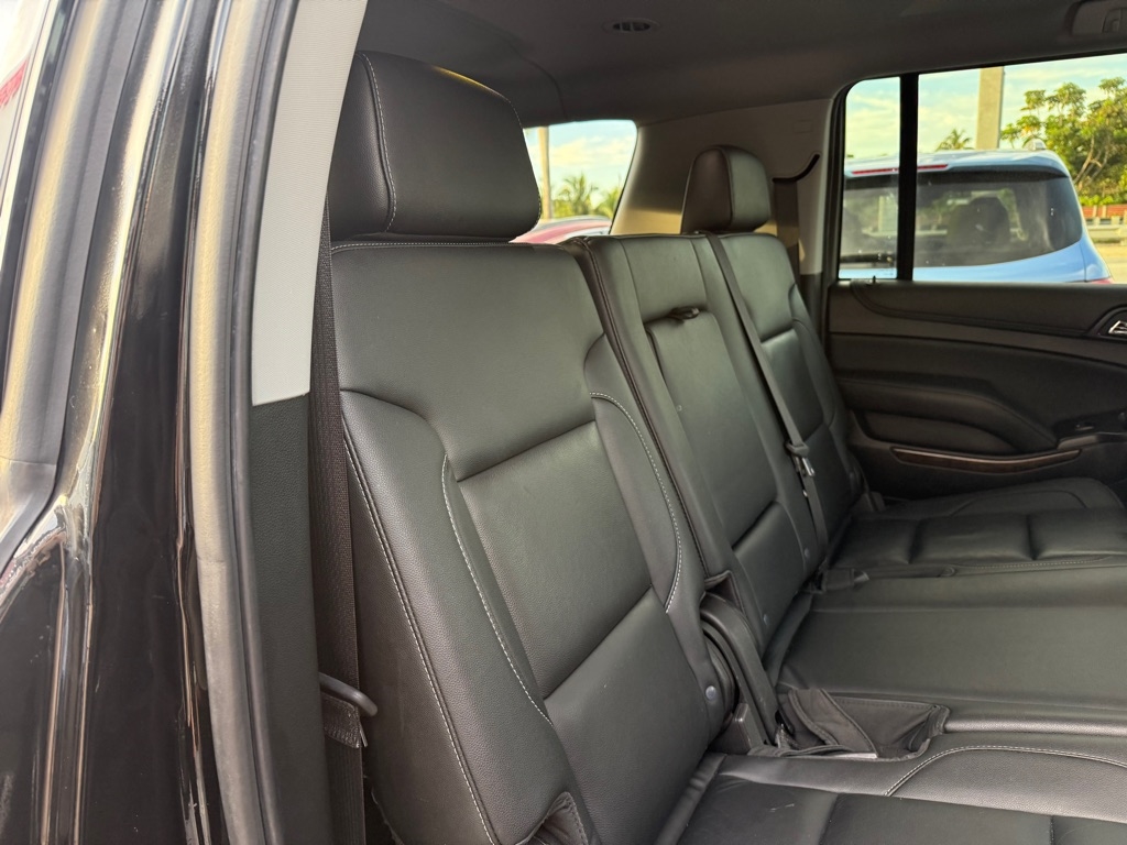 Chevrolet Suburban 4WD 4dr LT 2020