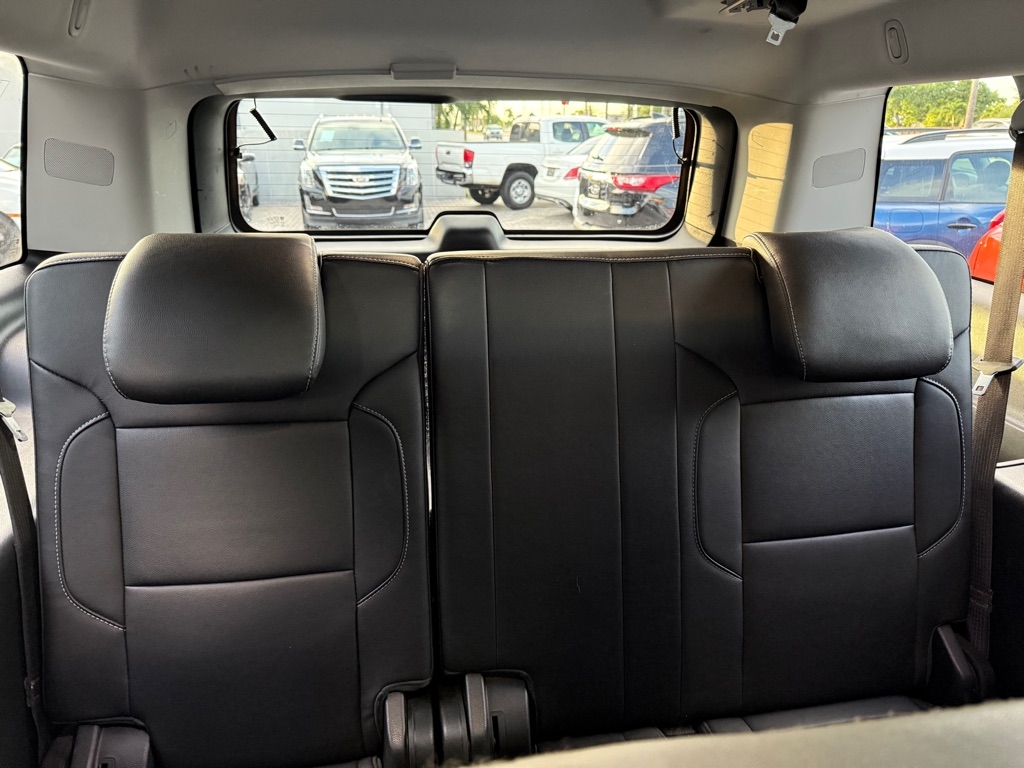 Chevrolet Suburban 4WD 4dr LT 2020