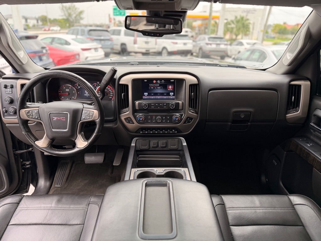 GMC Sierra 2500HD available WiFi 4WD Crew Cab 153.7" Denali 2015