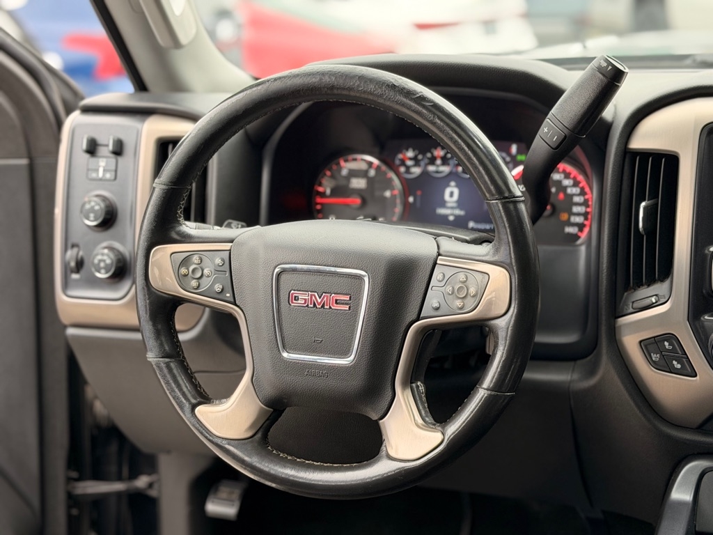 GMC Sierra 2500HD available WiFi 4WD Crew Cab 153.7" Denali 2015