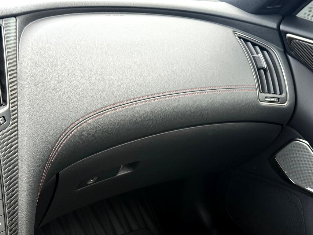 Infiniti Q50 Red Sport 400 AWD 2023