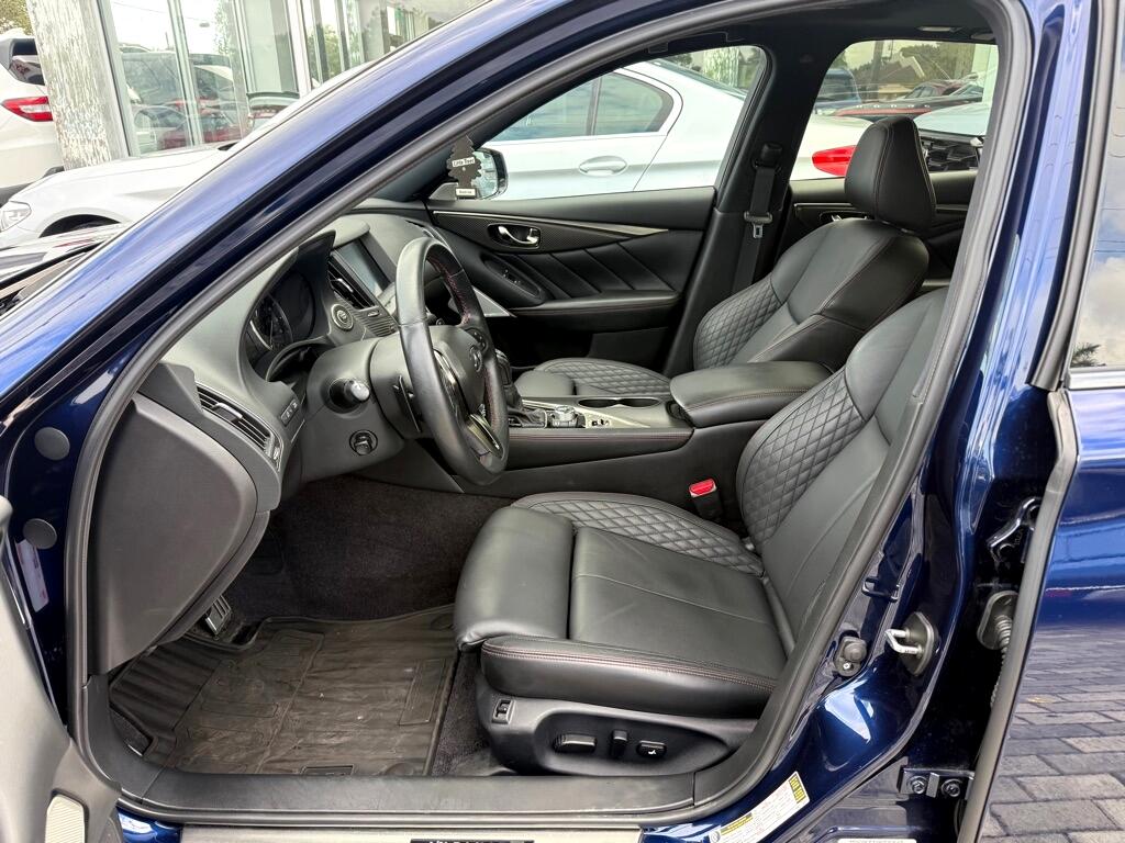 Infiniti Q50 Red Sport 400 AWD 2023