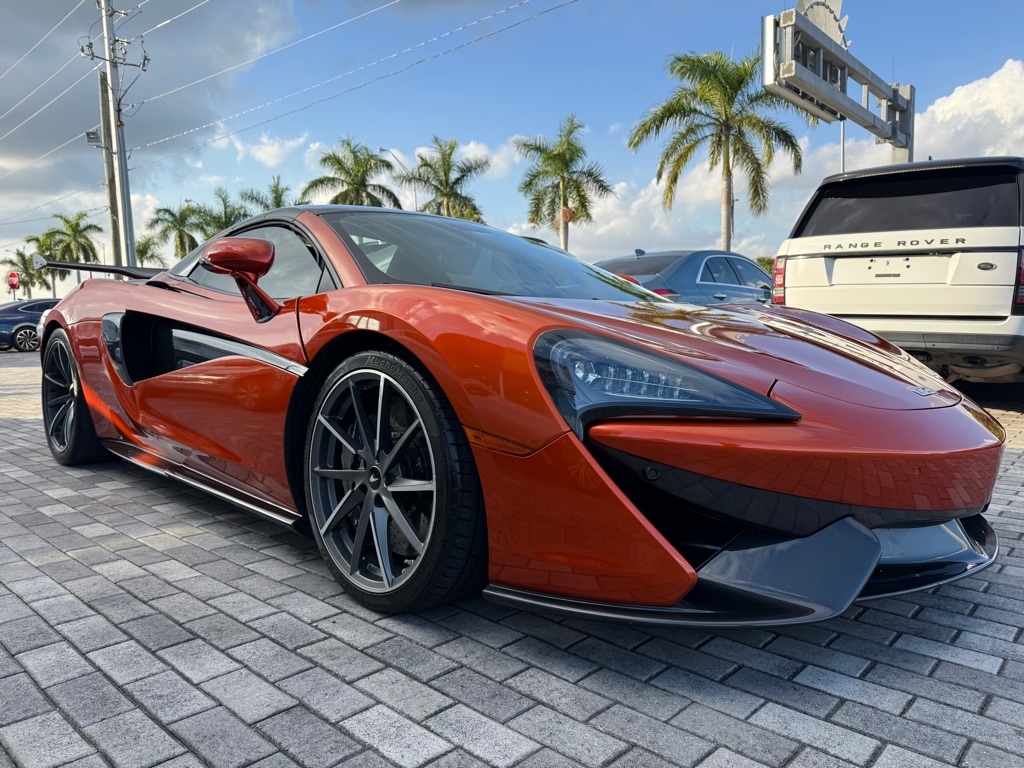 2020 McLaren 570S Base's photo