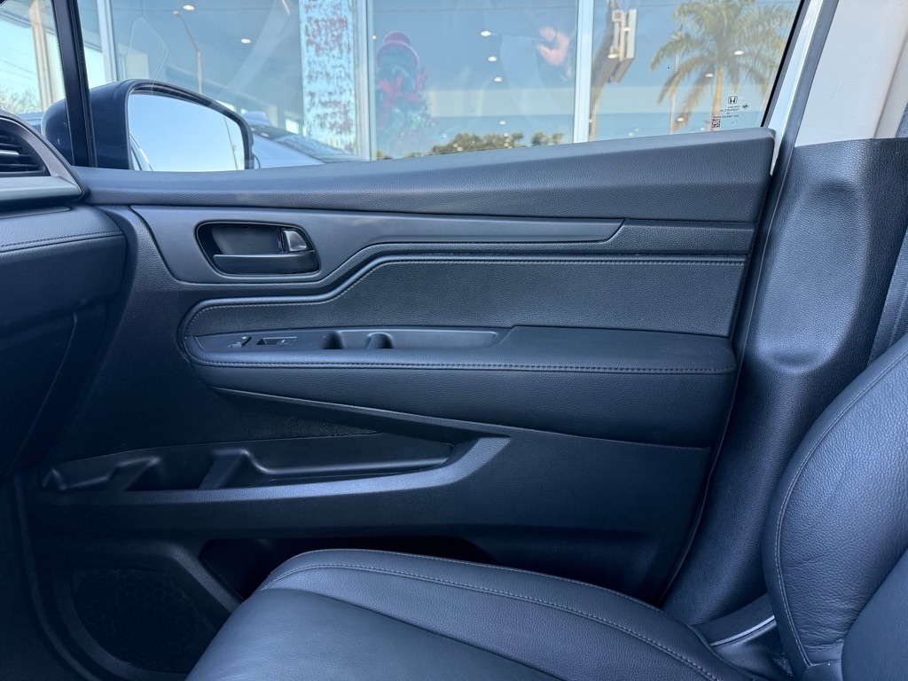 Honda Odyssey EX-L Auto 2025