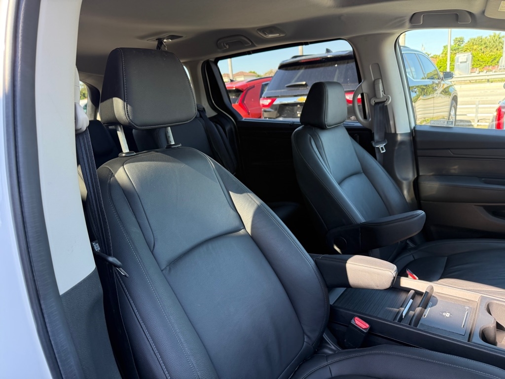 Honda Odyssey EX-L Auto 2025