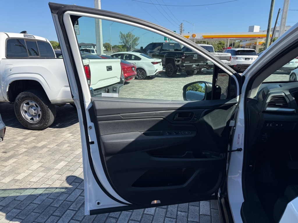 Honda Odyssey EX-L Auto 2025