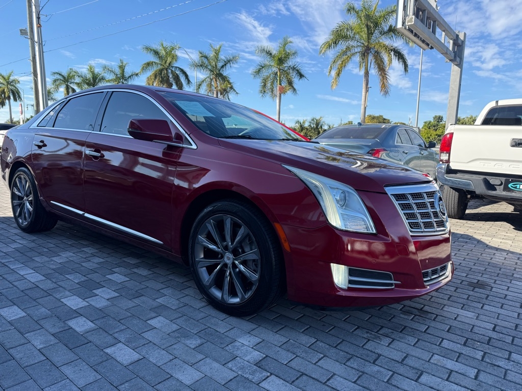 2013 Cadillac XTS 4dr Sdn Luxury FWD