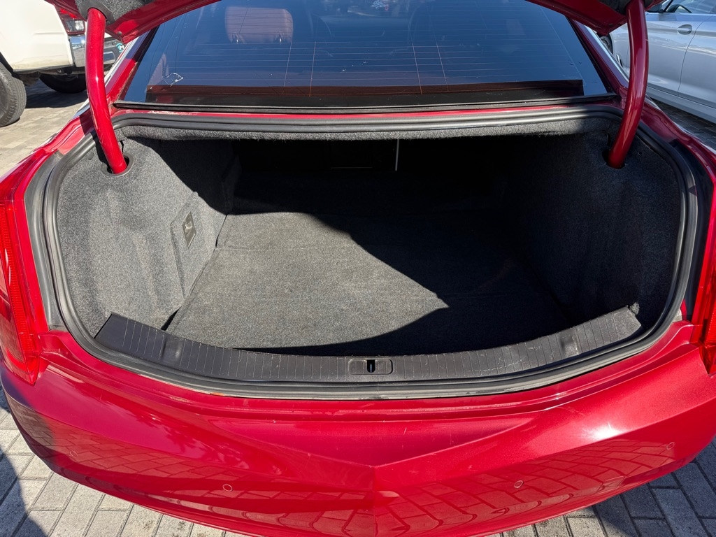 Cadillac XTS 4dr Sdn Luxury FWD 2013