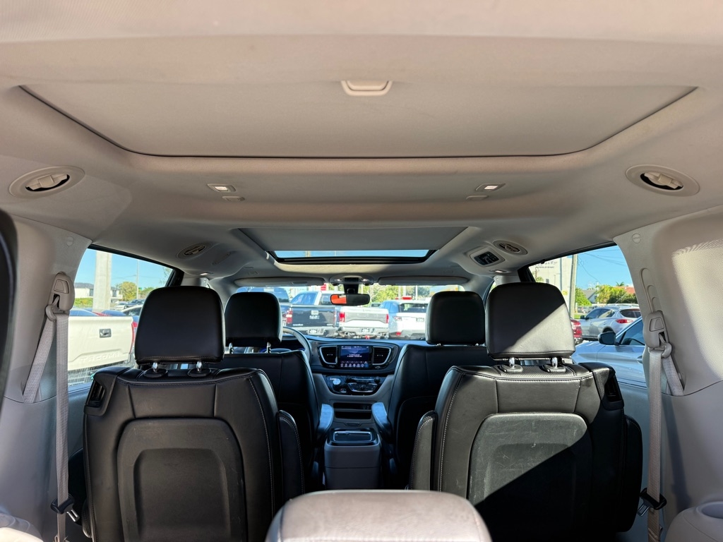 Chrysler Pacifica Limited FWD 2018