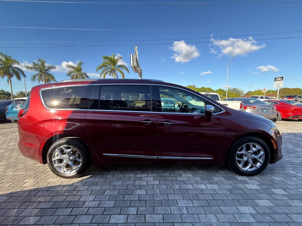 Chrysler Pacifica Limited FWD 2018