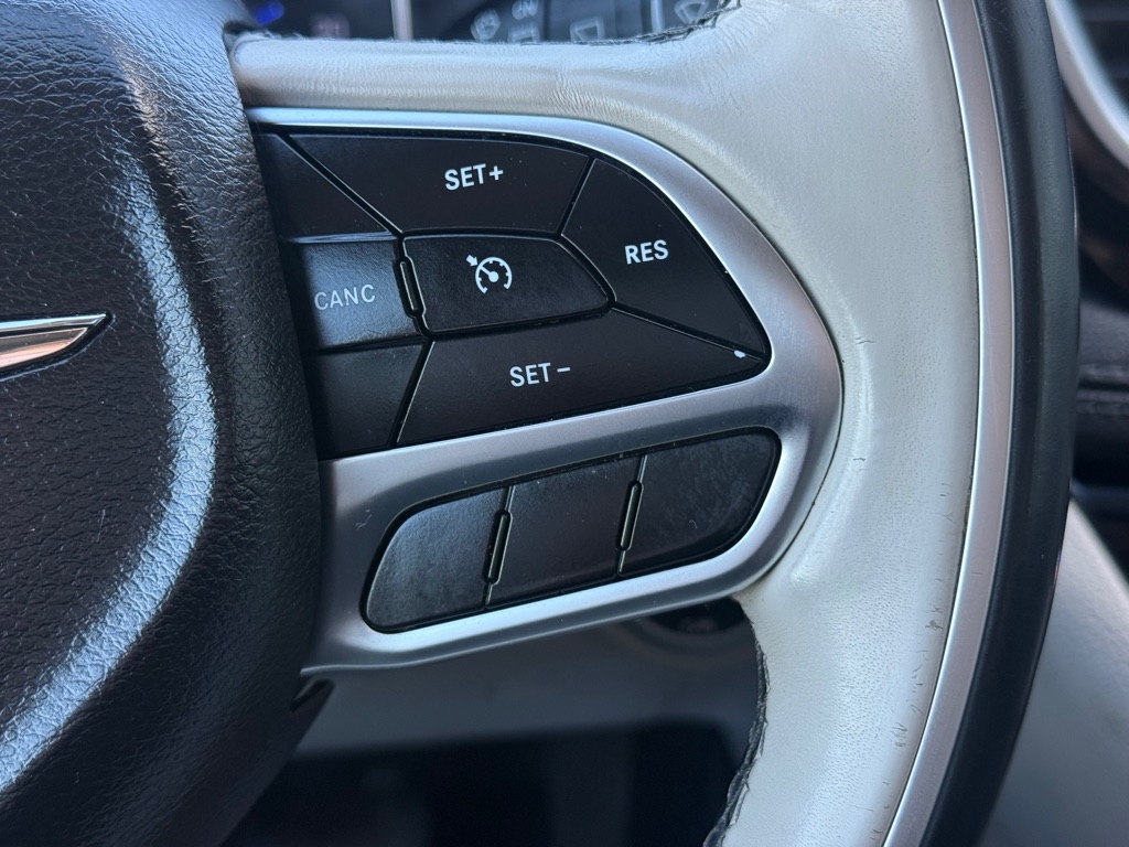 Chrysler Pacifica Limited FWD 2018