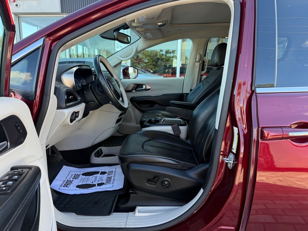 Chrysler Pacifica Limited FWD 2018