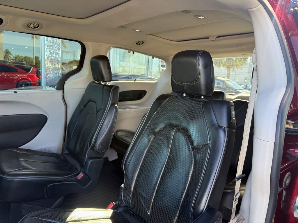 Chrysler Pacifica Limited FWD 2018