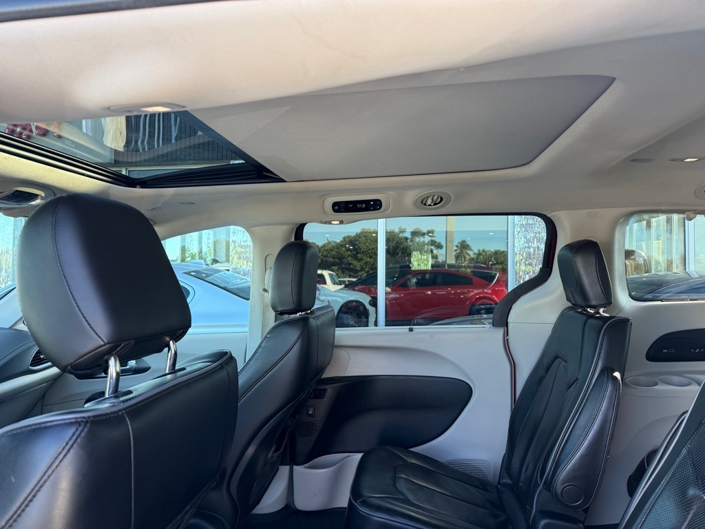 Chrysler Pacifica Limited FWD 2018